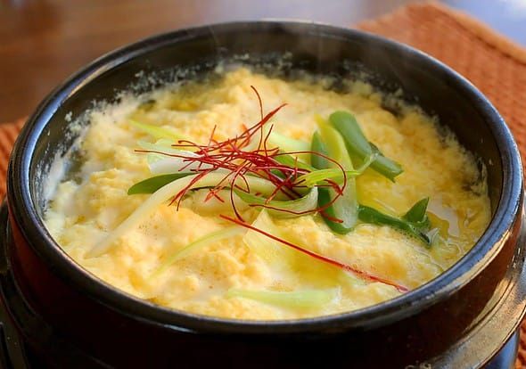 Steamed Eggs (Gyeran jjim 부드러운 계란찜 만들기)